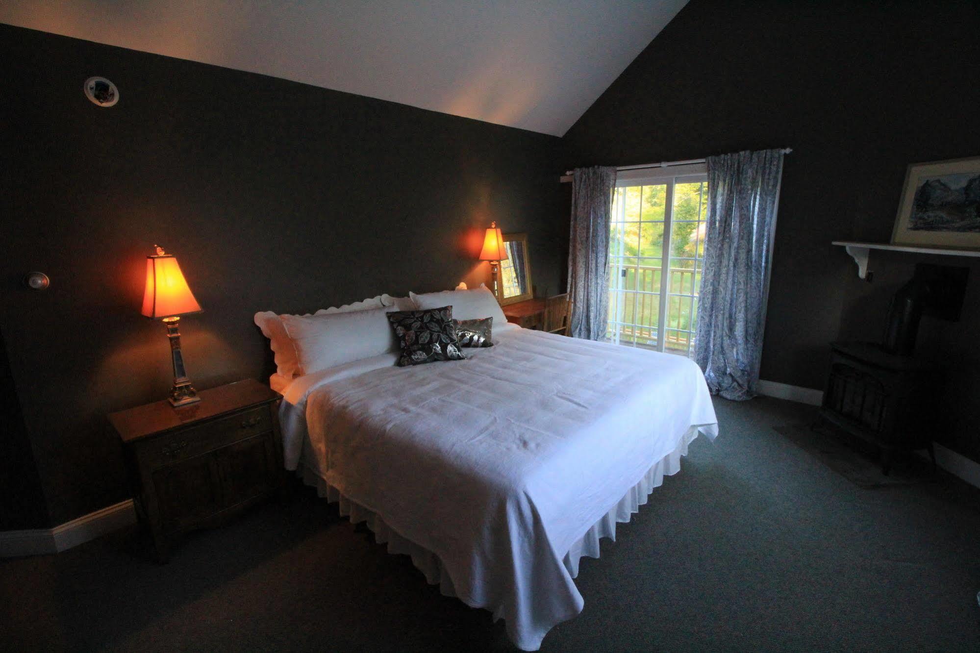 Green River Inn Sandgate Eksteriør billede